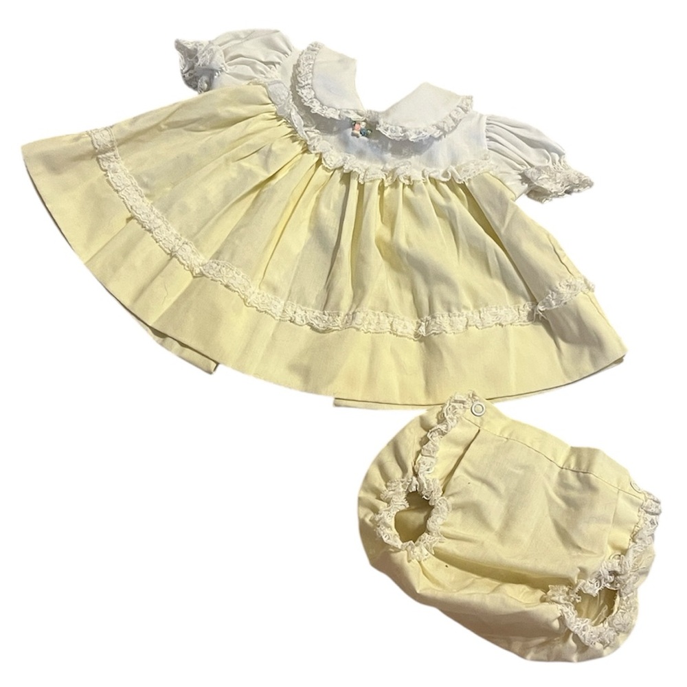 Bryan Dress Lace Yellow Diaper Cover Bloomers Set size Unsure 0-7 months(?)